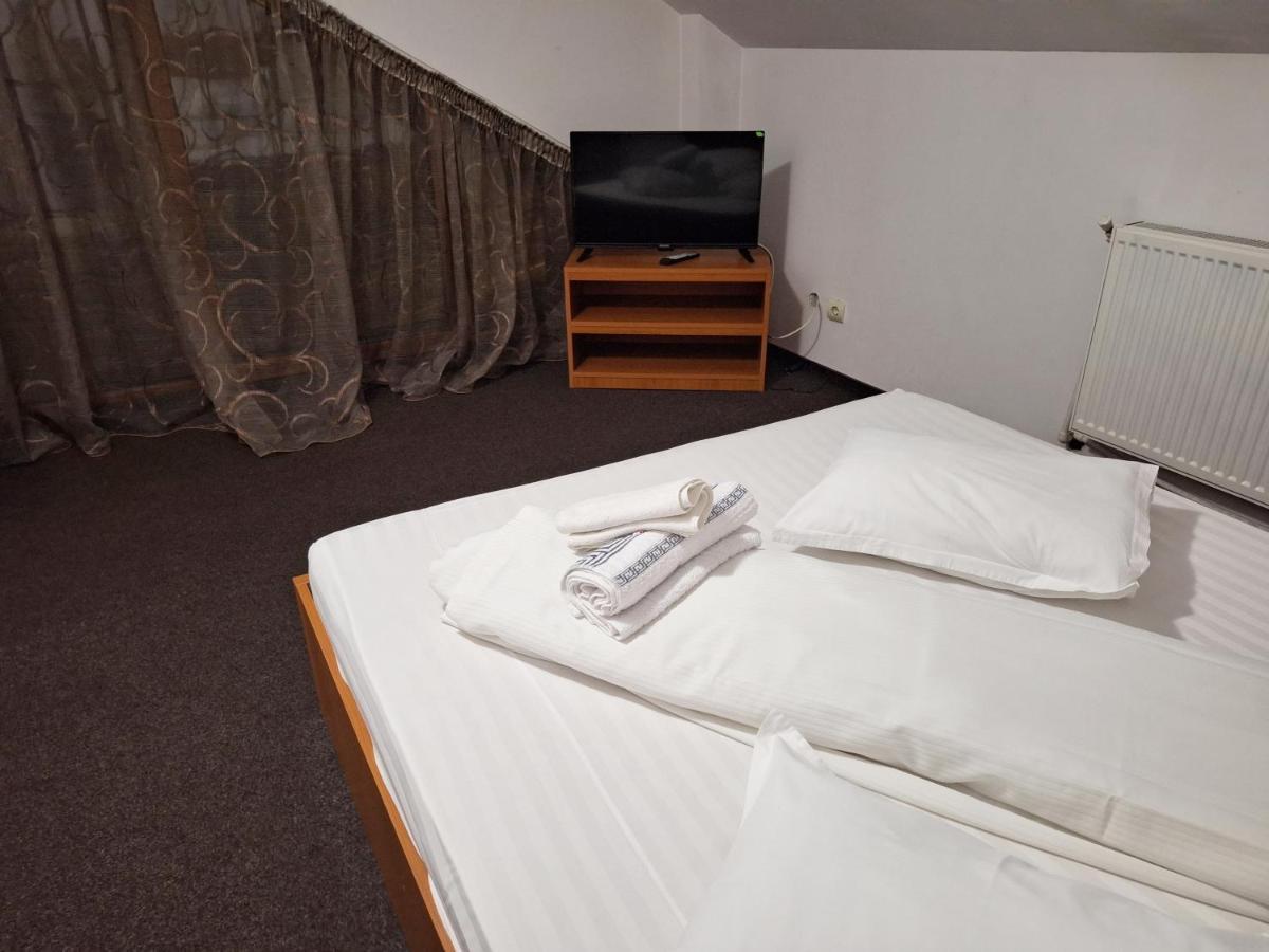 Motel Minerva Tirgu Ocna Bagian luar foto